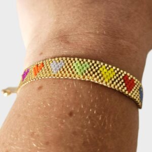 AMARI: Precision in Emotion Bracelet